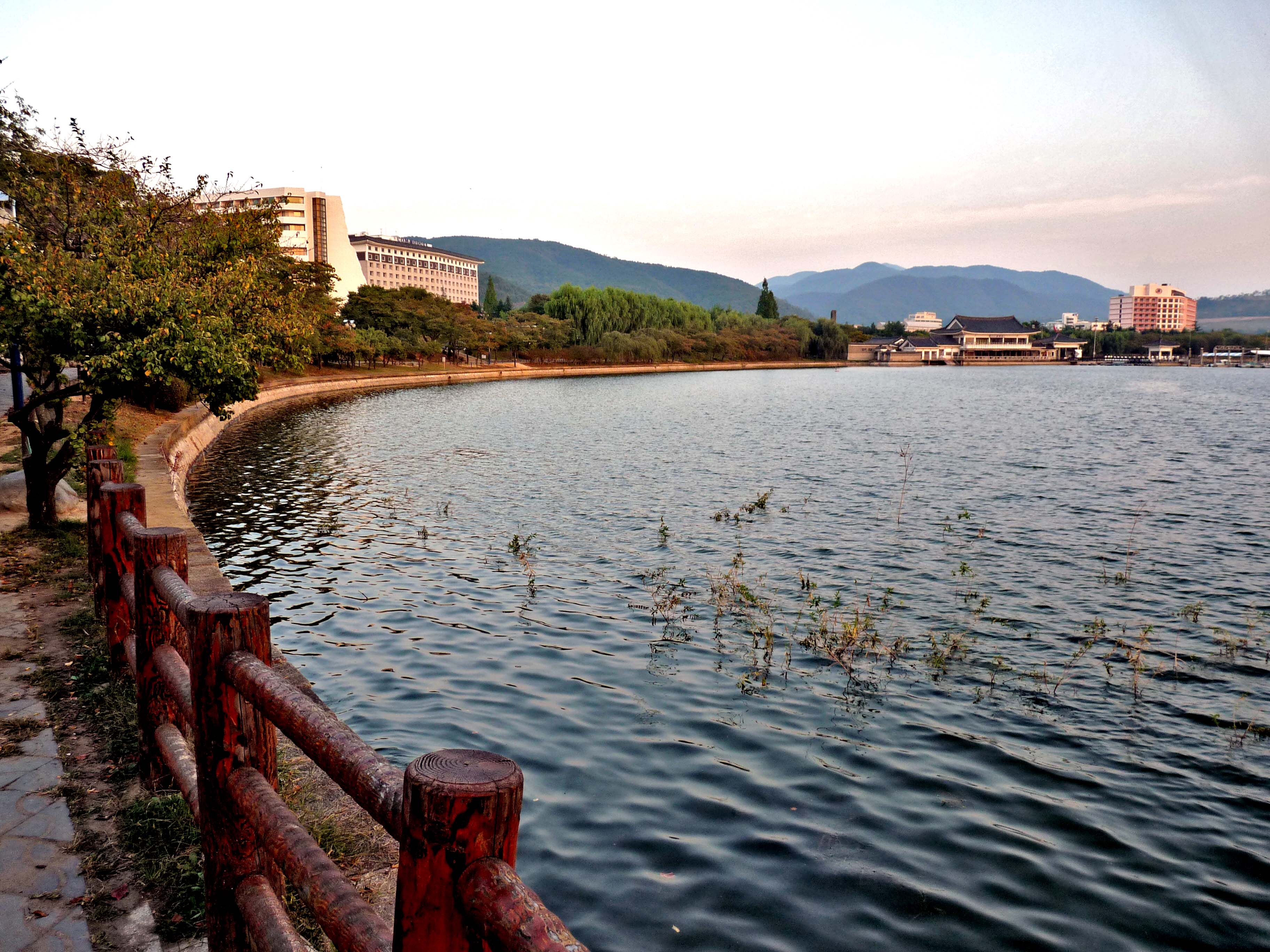 Autumn trees and lakeside scenery around Bomun Lake in Gyeongju