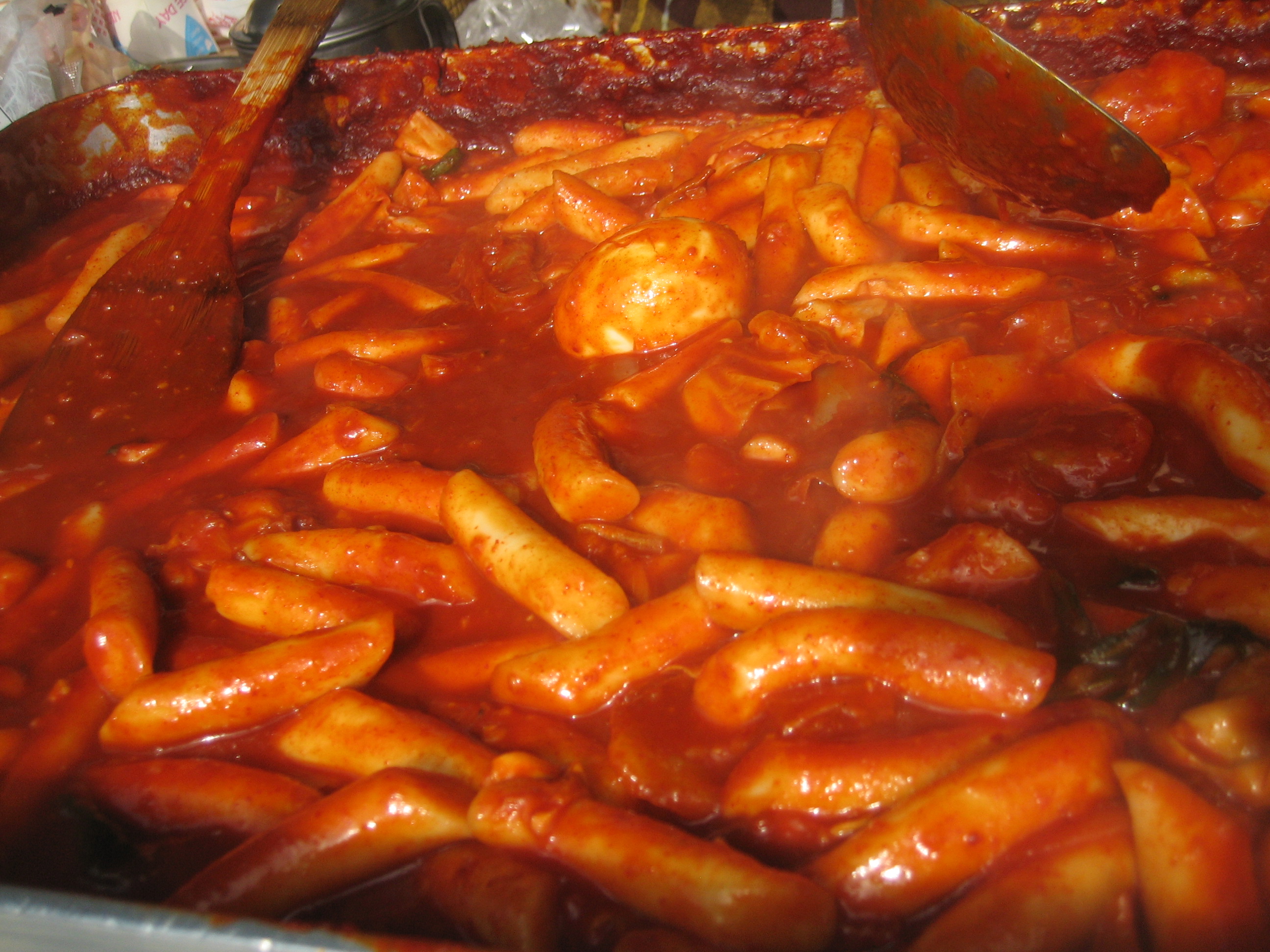 Korean street tteokbokki served in a tray
